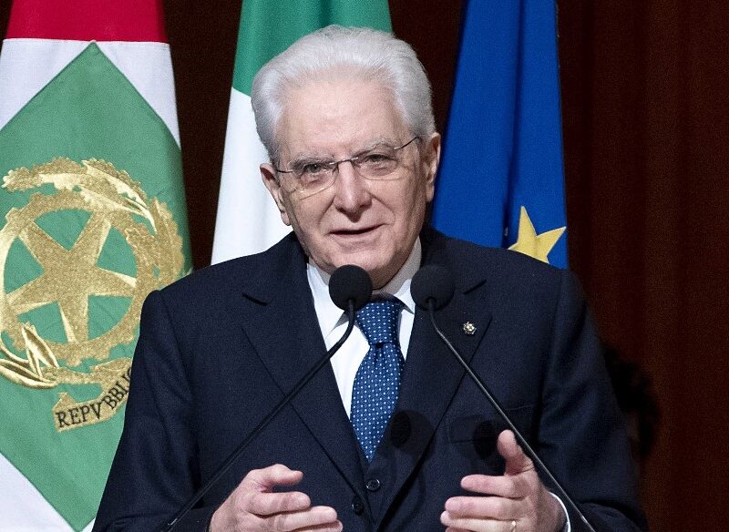 Messina - Il Presidente Sergio Mattarella alla cerimonia di consegna del Premio Internazionale Maria Sofia Pulejo e Uberto Bonino, oggi 13 aprile 2022.(Foto di Paolo Giandotti - Ufficio per la Stampa e la Comunicazione della Presidenza della Repubblica)