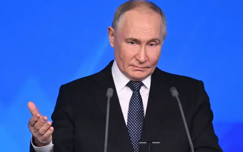 Putin attacca: "Neanche la leva a 14 anni salverà Kiev. Nel 2024 abbiamo conquistato 189 centri abitati in Ucraina"