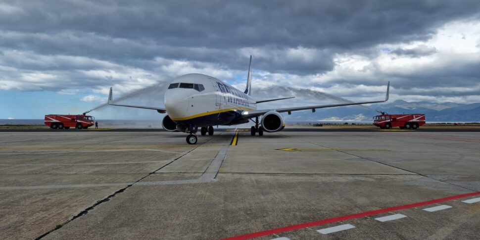 Sforbiciata alle tasse aeroportuali, Lo Schiavo avanza dubbi sugli aiuti per la Calabria