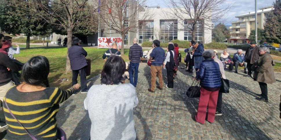 Rende, il comitato non si arrende: ieri mattina la protesta