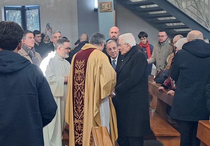 Il capo dello Stato Mattarella a Caivano: sui ragazzi le speranze per il futuro