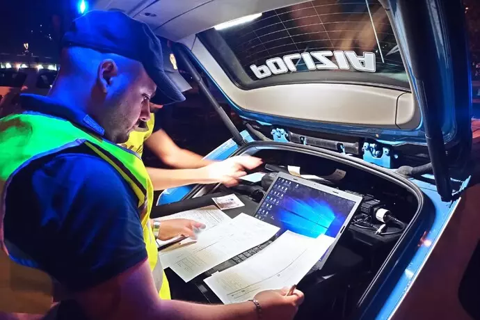 Nuovo codice della strada: in 18 giorni 135 patenti sospese nel Nap… Nuovo codice della strada: in 18 giorni 135 patenti sospese nel Nap…