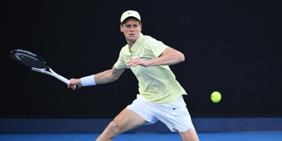 Australian Open, Jannik Sinner a caccia del terzo slam. Sulla sua strada il tedesco Zverev. L