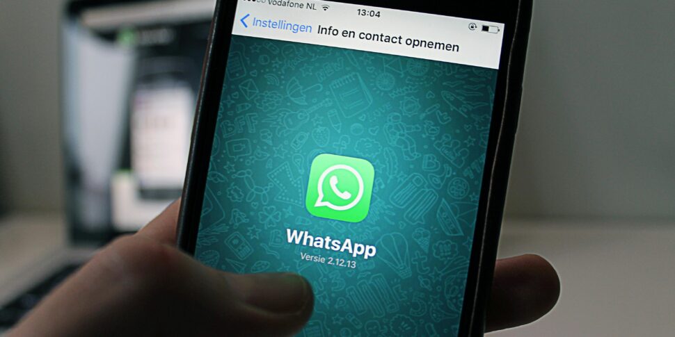 WhatsApp dice addio ai dispositivi obsoleti: da oggi stop all