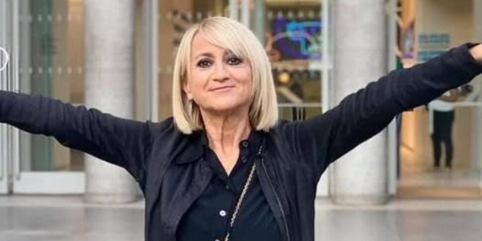 Luciana Littizzetto ricoverata per pancreatite acuta: “Sono viva, grazie alla sanità pubblica”