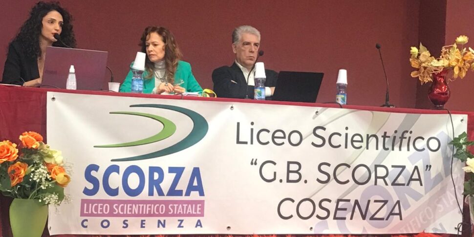 Scienze forensi e genetica al servizio della giustizia: seminario al Liceo Scorza di Cosenza