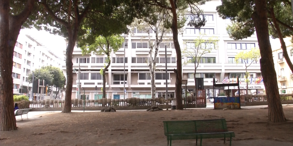 Villetta Quasimodo diventerà una piazza, intanto è una... discarica