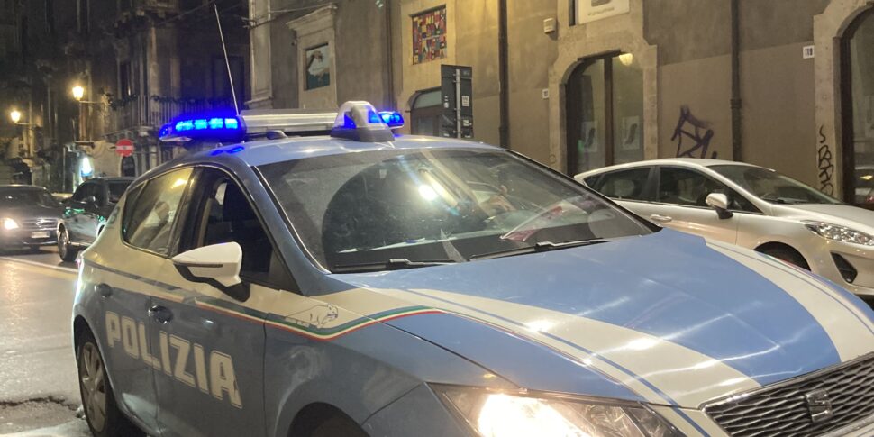 Tentano di rapinare un uomo, fermati 3 minori tra i 14 e i 16 anni a Catania