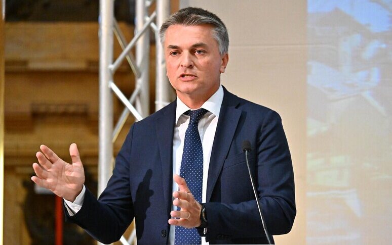autotrasporti rixi fondi erogati da oggi smobilitare i blocchi timori di infiltrazioni da Gazzettadelsud.it autotrasporti rixi fondi erogati da oggi smobilitare i blocchi timori di infiltrazioni