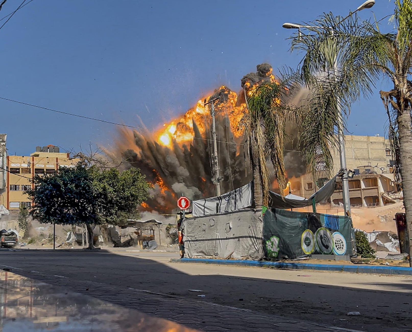 Israele martella Gaza: 50mila morti dall'inizio della guerra. … Israele martella Gaza: 50mila morti dall'inizio della guerra. …