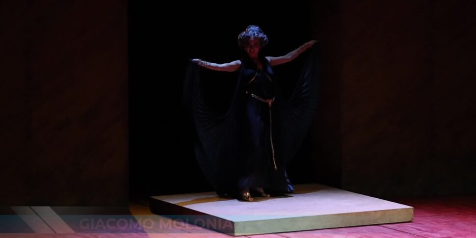 Messina, il debutto di "Antonio e Cleopatra" al Teatro Vittorio Emanuele è da applausi