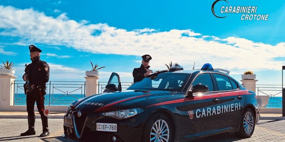 Divieto di avvicinamento per un 50enne di Crotone che perseguitava la ex Divieto di avvicinamento per un 50enne di Crotone che perseguitava la ex