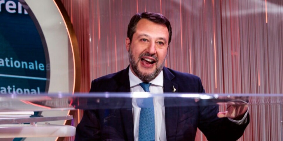 https://assets.gazzettadelsud.it/2025/04/salvini-ponte-970x485-1744370019.jpeg