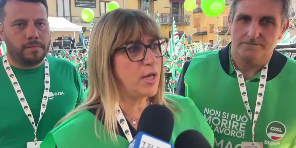 Primo Maggio, manifestazione CISL in Sicilia. Fumarola: "Uniamo le energie contro il lavoro nero" Primo Maggio, manifestazione CISL in Sicilia. Fumarola: "Uniamo le energie contro il lavoro nero"