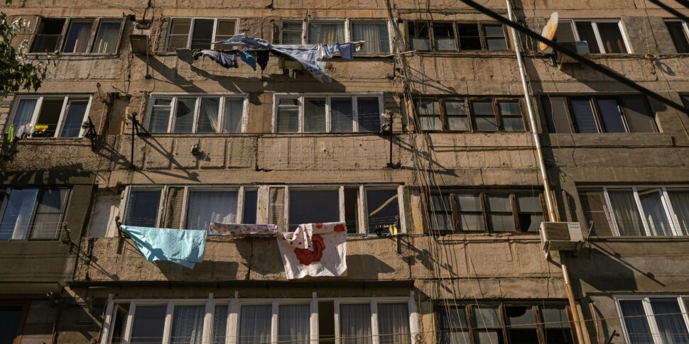 Sicilia, boom di domande per il reddito di povertà: fondi solo per il 10% dei richiedenti Sicilia, boom di domande per il reddito di povertà: fondi solo per il 10% dei richiedenti