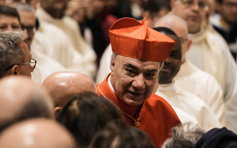 Conclave: il cardinale calabrese Domenico Battaglia, dalla lotta alla Conclave: il cardinale calabrese Domenico Battaglia, dalla lotta alla
