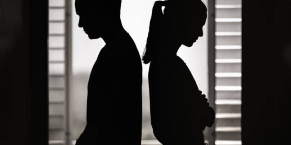 Genitori separati: 200 euro di multa al giorno alla mamma che nega il figlio al padre. E 100 euro quotidiani a un papà che non paga gli alimenti Genitori separati: 200 euro di multa al giorno alla mamma che nega il figlio al padre. E 100 euro quotidiani a un papà che non paga gli alimenti