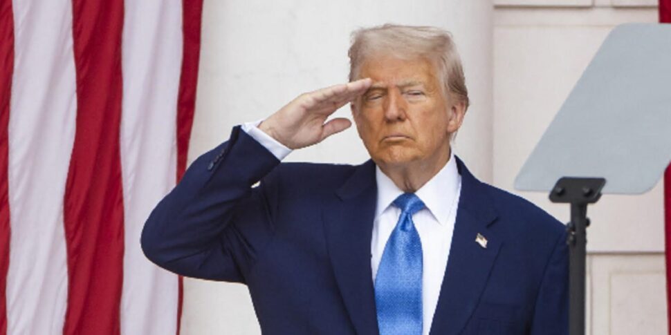 Caos dazi, Trump studia un piano B e attacca la Cina: nuova escalation della guerra commerciale