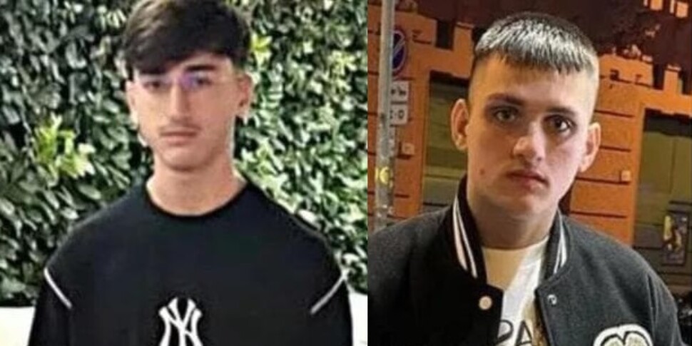 Due giovanissimi uccisi come boss, 16 arresti a Napoli: fatta luce sugli omicidi di Emanuele Tufano ed Emanuele Durante Due giovanissimi uccisi come boss, 16 arresti a Napoli: fatta luce sugli omicidi di Emanuele Tufano ed Emanuele Durante