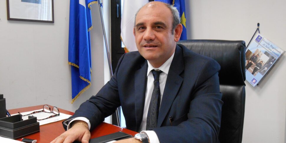 Corruzione: arrestato Giovanni Fortunato, sindaco di Santa Marina nel Salernitano Corruzione: arrestato Giovanni Fortunato, sindaco di Santa Marina nel Salernitano