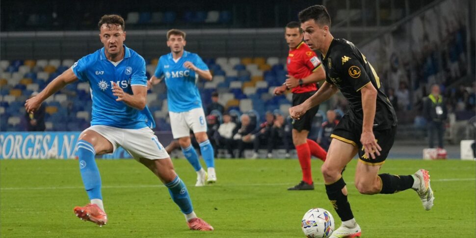 il napoli pareggia 22 col genoa solo un punto di vantaggio sull inter da Feedpress.me il napoli pareggia 22 col genoa solo un punto di vantaggio sull inter