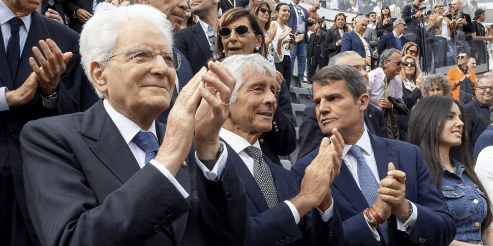 Trionfo Paolini, Foro italico in delirio per Jasmine e... Mattarella: “Sergio, sei uno di noi!”. E lui ...