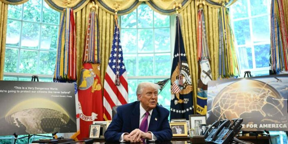 Ucraina, Trump si sfila secondo il New York Times. Lavrov accusa Francia e Gb di mettere gli Usa contro Mosca Ucraina, Trump si sfila secondo il New York Times. Lavrov accusa Francia e Gb di mettere gli Usa contro Mosca