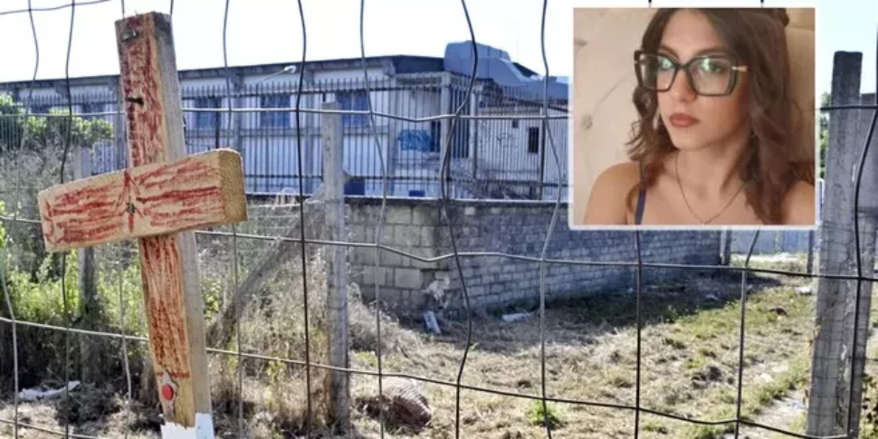 afragola omicidio martina carbonaro la procura di napoli dispone accertamenti sui capelli ritrovati in mano alla ragazza uccisa dall ex fidanzato