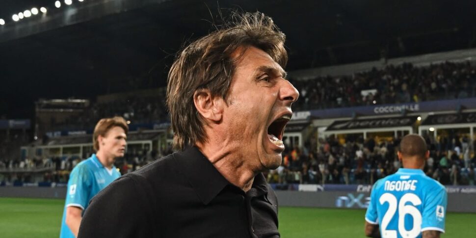 Lo scudetto del Napoli nel segno di Antonio Conte: il dna vincente di un condottiero Lo scudetto del Napoli nel segno di Antonio Conte: il dna vincente di un condottiero