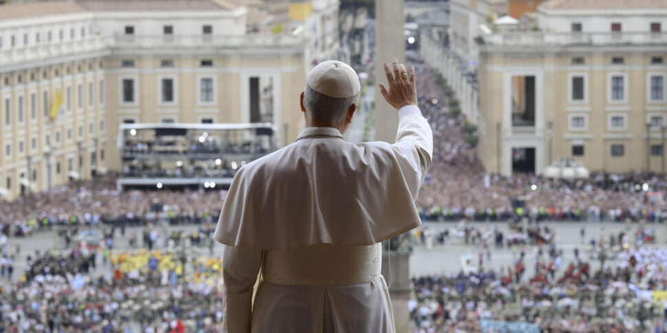 papa leone predica la pace portiamo nel mondo il fuoco dell8217amore non quello delle armi