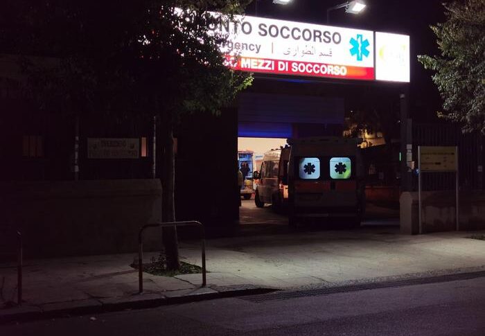 Palermo, colpisce un medico al volto dopo l’incidente del fratello: il sanitario ricoverato Palermo, colpisce un medico al volto dopo l’incidente del fratello: il sanitario ricoverato