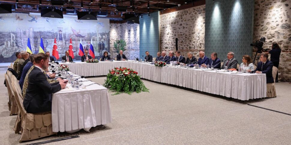 Guerra Ucraina Russia: terminati i primi colloqui. Kiev: “Richieste irricevibili”