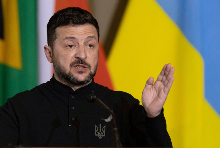 Zelensky: "Non garantisco la sicurezza dei leader alla parata … Zelensky: "Non garantisco la sicurezza dei leader alla parata …
