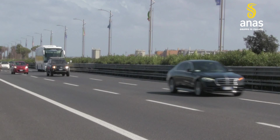 https://assets.gazzettadelsud.it/2025/06/0543ac9900d4cfa12be0232e68db87a5-970x485.jpg