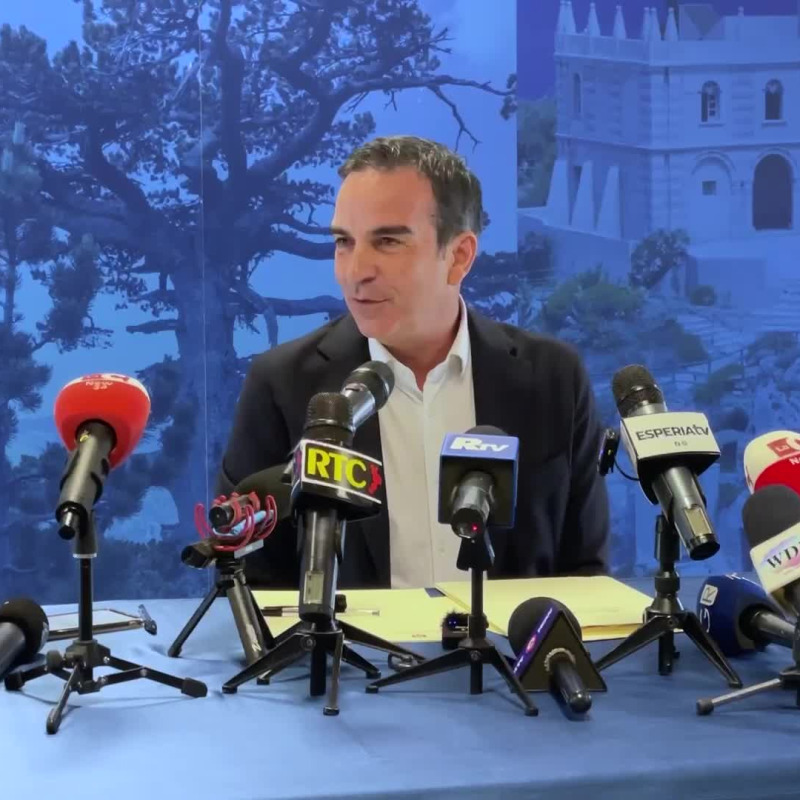 La conferenza stampa di Roberto Occhiuto sull'indagine che lo vede coinvolto