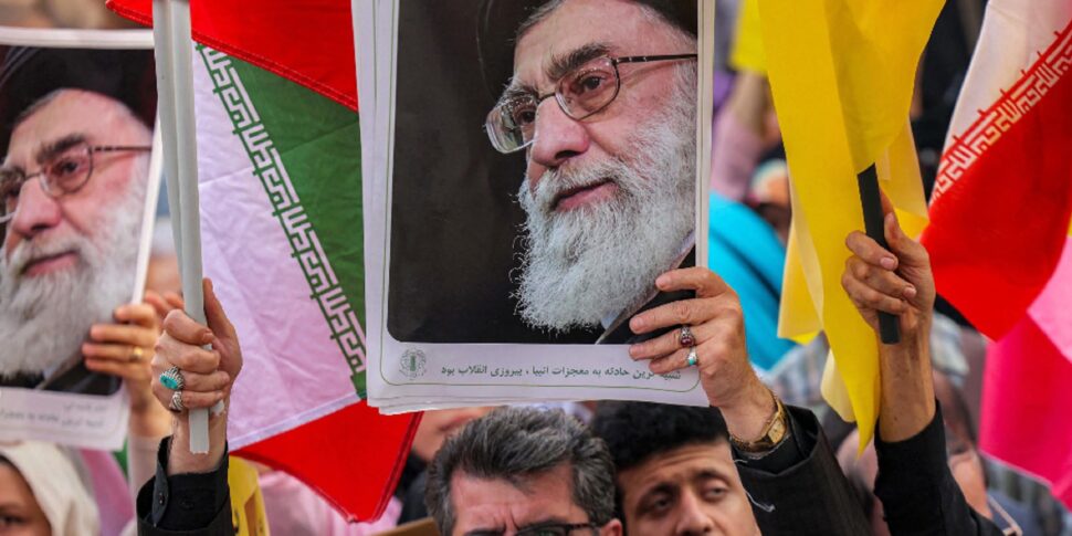 Khamenei assediato, i poteri di guerra ai Pasdaran: Israele elimina il nuovo capo di Stato maggiore iraniano Khamenei assediato, i poteri di guerra ai Pasdaran: Israele elimina il nuovo capo di Stato maggiore iraniano