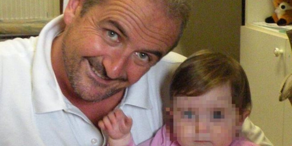 Tg1: la piccola Chantal Tonello ritrovata in Ungheria dopo 12 anni: il padre non si è mai arreso Tg1: la piccola Chantal Tonello ritrovata in Ungheria dopo 12 anni: il padre non si è mai arreso