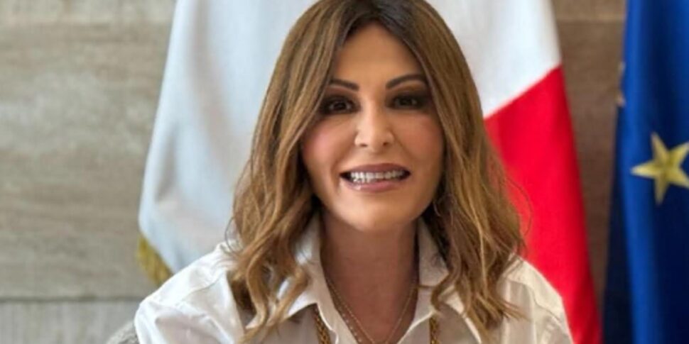 https://assets.gazzettadelsud.it/2025/06/Daniela-Santanche-2-970x485.jpg