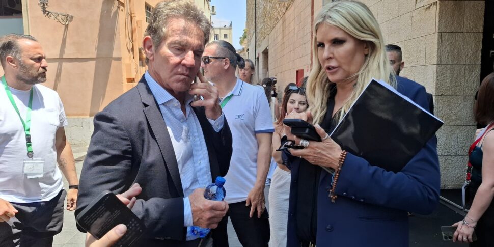 https://assets.gazzettadelsud.it/2025/06/Dennis-Quaid-2-970x485.jpg