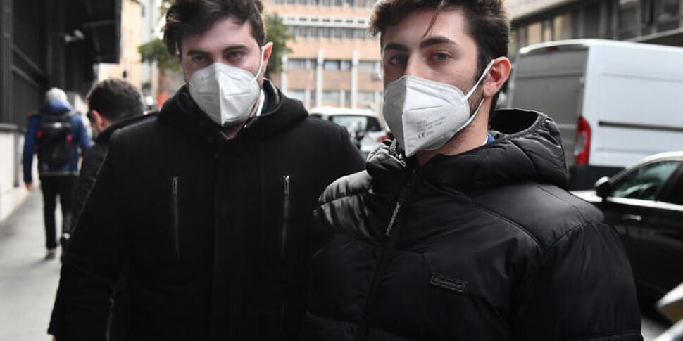 Omicidio dopo aver vissuto un inferno in famiglia, sconto di pena ai fratelli Scalamandré che uccisero il padre Omicidio dopo aver vissuto un inferno in famiglia, sconto di pena ai fratelli Scalamandré che uccisero il padre