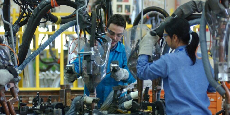 Il tasso di occupazione in Italia sale al 62,7% nel primo trimestre: livello più alto dal 2004 Il tasso di occupazione in Italia sale al 62,7% nel primo trimestre: livello più alto dal 2004