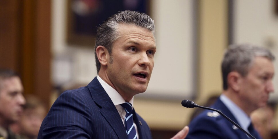 https://assets.gazzettadelsud.it/2025/06/Pete-Hegseth-970x485-1749744954.jpg