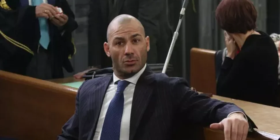 Condanna per Riccardo Bossi: un anno e quattro mesi al figlio del "Sanatur" per maltrattamenti alla madre Condanna per Riccardo Bossi: un anno e quattro mesi al figlio del "Sanatur" per maltrattamenti alla madre