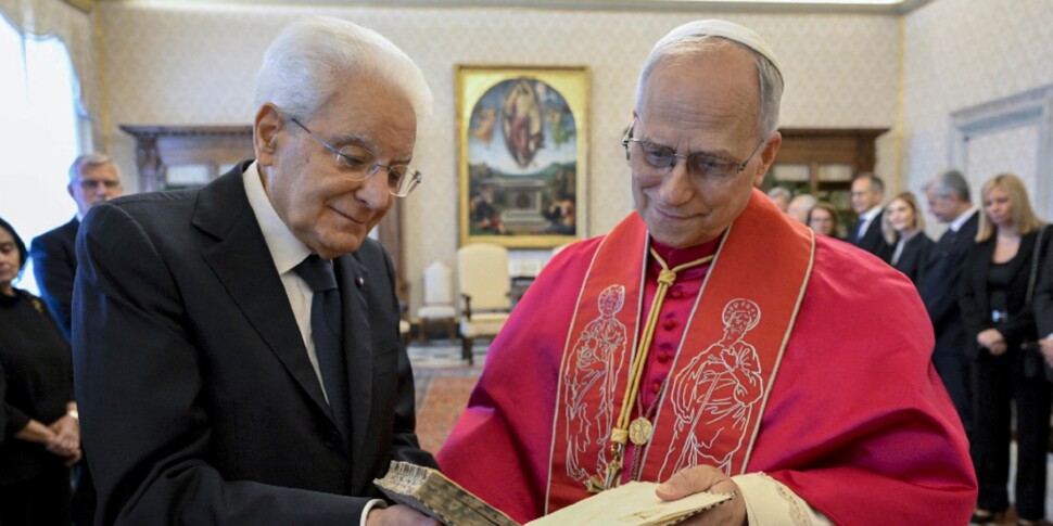 Mattarella dal Papa, nei colloqui anche Ucraina e Gaza. Il presidente: “Ho portato l’affetto dell’Italia” Mattarella dal Papa, nei colloqui anche Ucraina e Gaza. Il presidente: “Ho portato l’affetto dell’Italia”