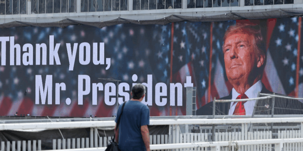 Tel Aviv esalta Trump dopo l Tel Aviv esalta Trump dopo l
