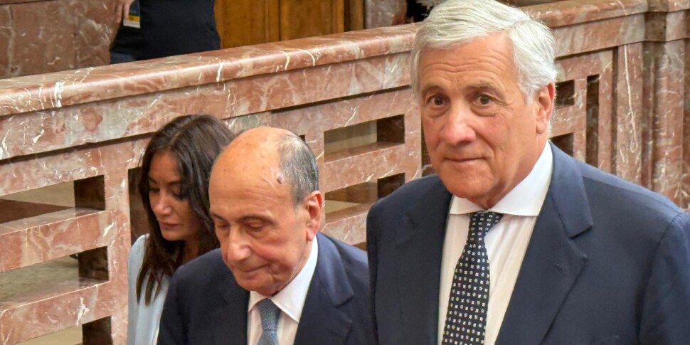 L’Unione Europea celebra Messina e Taormina. Il ministro Tajani a Palazzo Zanca L’Unione Europea celebra Messina e Taormina. Il ministro Tajani a Palazzo Zanca