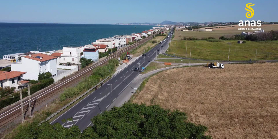 Si intensificano le partenze nei fine settimana su strade e autostrade Anas: le indicazioni sulle arterie più trafficate. Ci sono anche Calabria e Sicilia VIDEO Si intensificano le partenze nei fine settimana su strade e autostrade Anas: le indicazioni sulle arterie più trafficate. Ci sono anche Calabria e Sicilia VIDEO