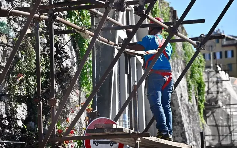 AAA muratore cercasi: in un comune siciliano un cantiere per dare lavoro... senza lavoratori AAA muratore cercasi: in un comune siciliano un cantiere per dare lavoro... senza lavoratori