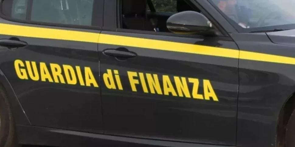 Catania, marijuana “skunk” nascosta negli scaldabagni: sequestrati 12 chili per un valore di 150mila euro Catania, marijuana “skunk” nascosta negli scaldabagni: sequestrati 12 chili per un valore di 150mila euro