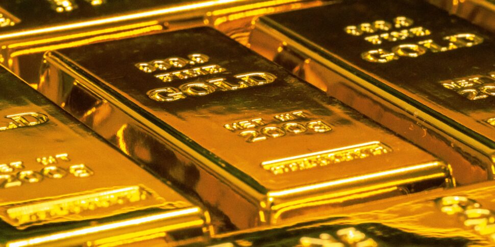 Ruba 2 chili d’oro dalla fonderia: li nascondeva nei capelli per eludere i controlli. Denunciato un 38enne Milano Ruba 2 chili d’oro dalla fonderia: li nascondeva nei capelli per eludere i controlli. Denunciato un 38enne Milano